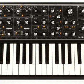 Moog Subsequent 37