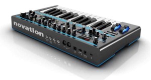 NOVATION Bass Station II