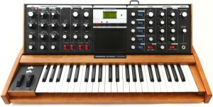 Moog Minimoog Voyager Performer Edition