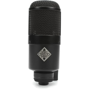 Telefunken M82