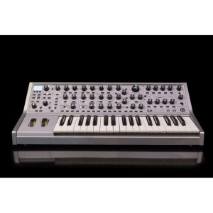 Moog Subsequent 37 CV