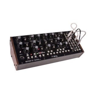 Moog Mother-32